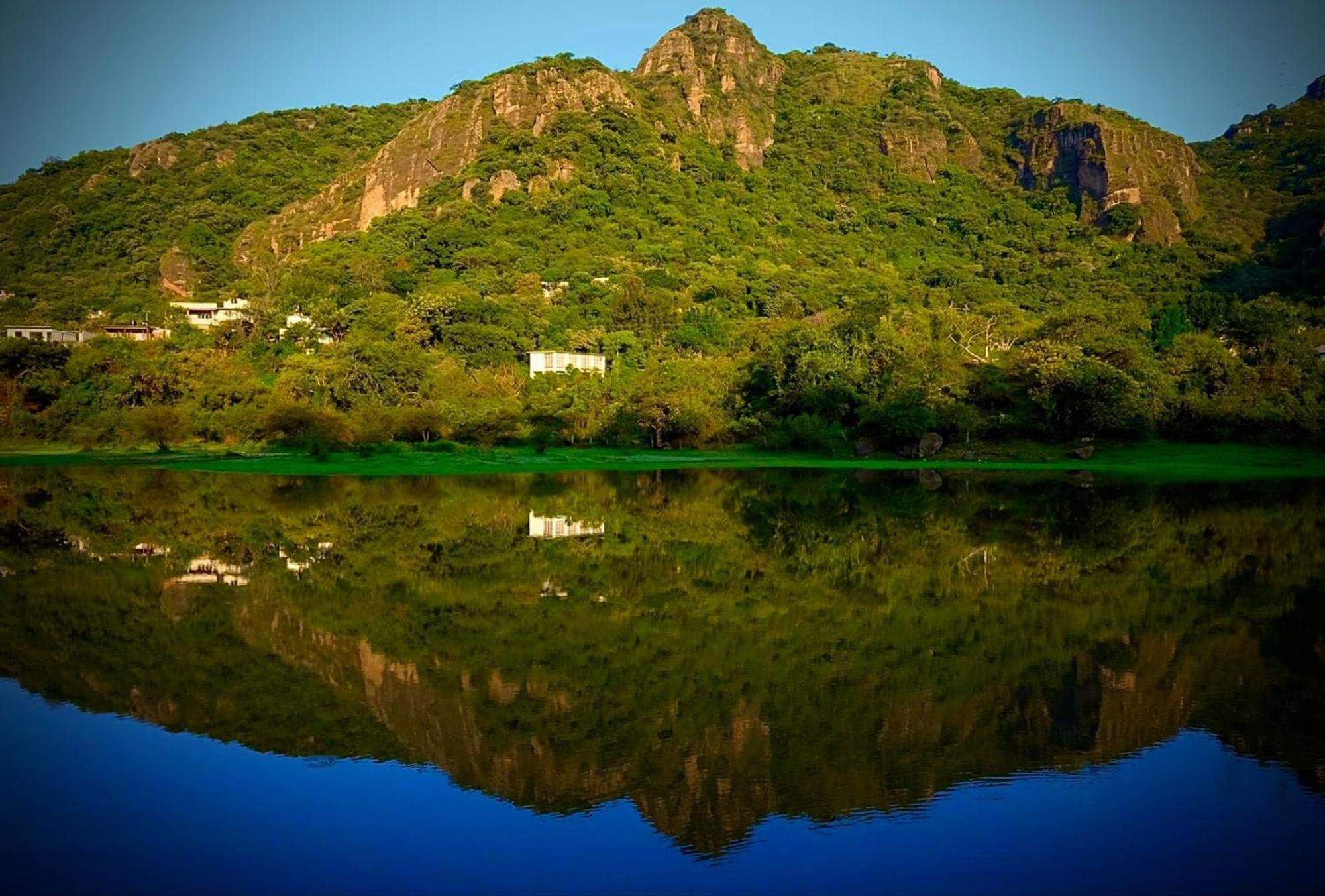 Santuario Ave Fenix-Cabanas Tepoztlan Bagian luar foto